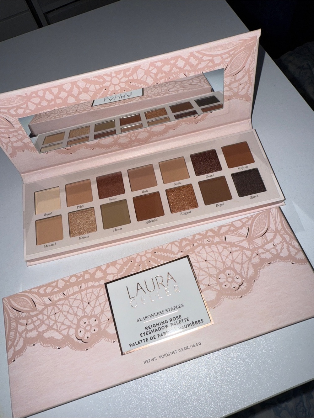 Laura Geller Reigning Rose Eyeshadow Palette - Neutral Rose & Brown Shades
